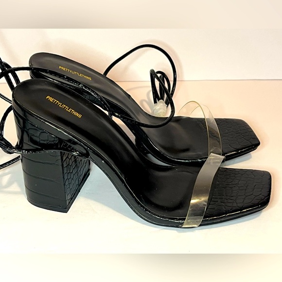 Pretty Little Thing Black Wide Fit Block Heel Ankle Tie Strappy Sandals NWOT - Picture 3 of 16